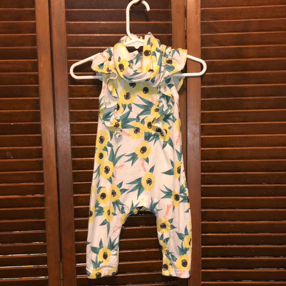 Jessica Simpson Set